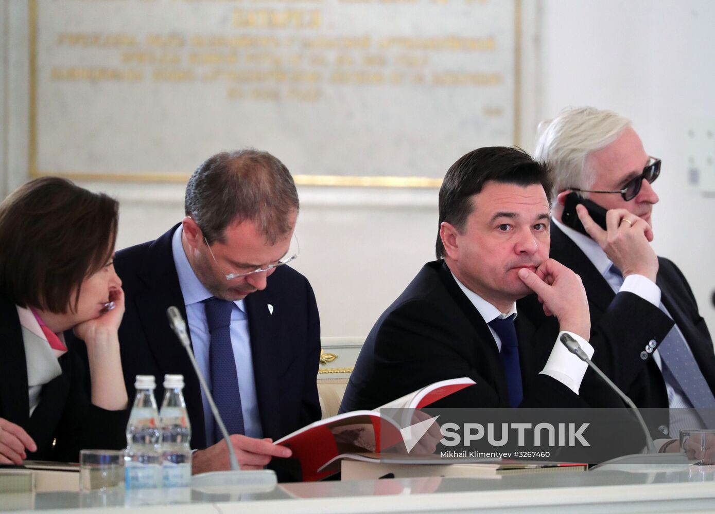 President Putin chairs meeting of State Council on regions' investment attractiveness