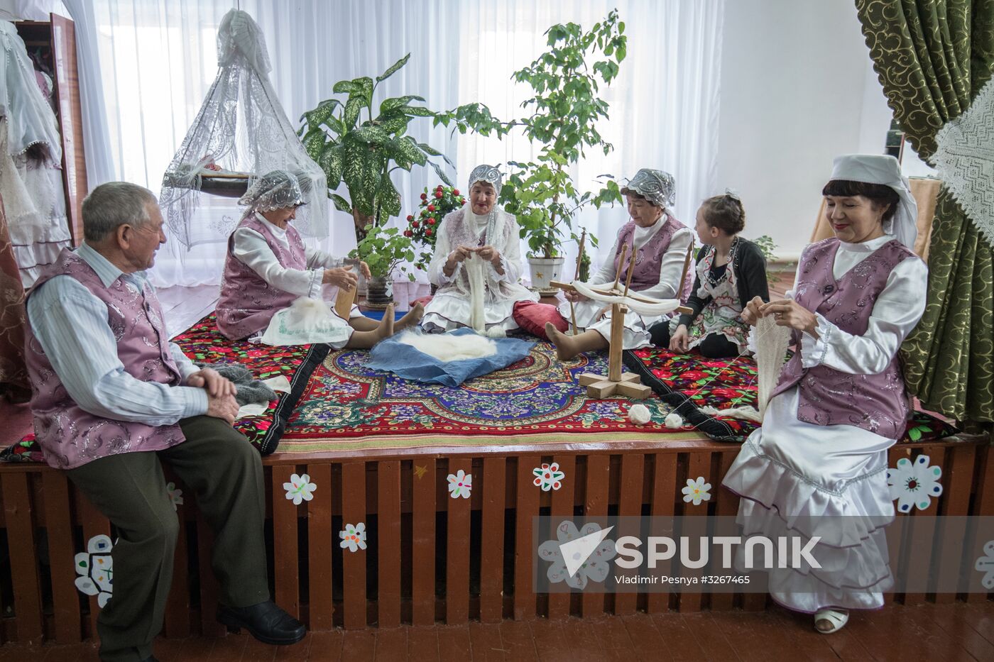 An evening gathering as a tradition