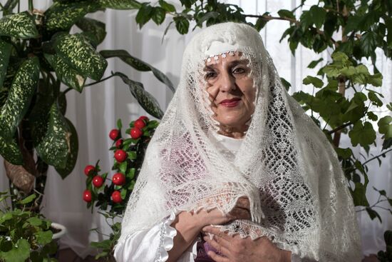 An evening gathering as a tradition