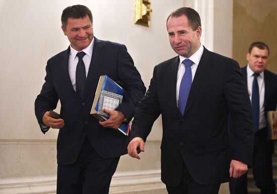 President Putin chairs meeting of State Council on regions' investment attractiveness