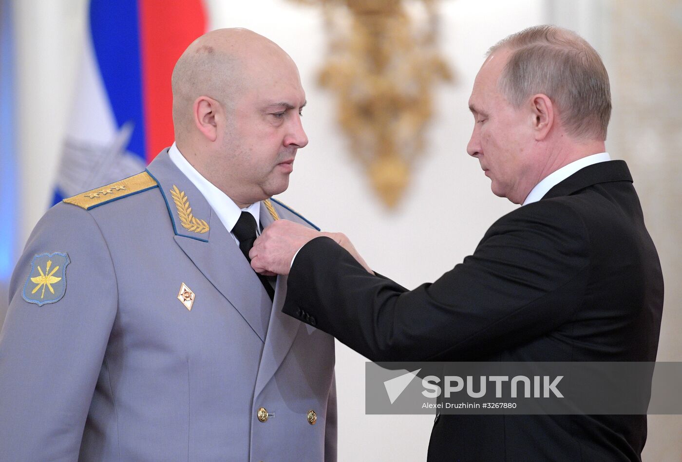 Russian President Vladimir Putin meets with service personnel who took part in counter-terrorism operation in Syria