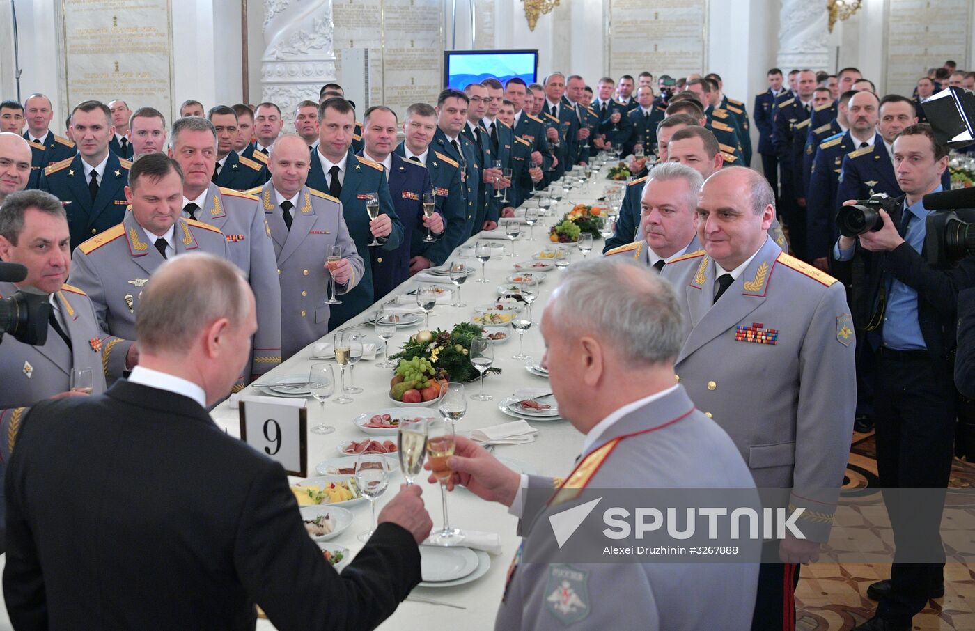 Russian President Vladimir Putin meets with service personnel who took part in counter-terrorism operation in Syria