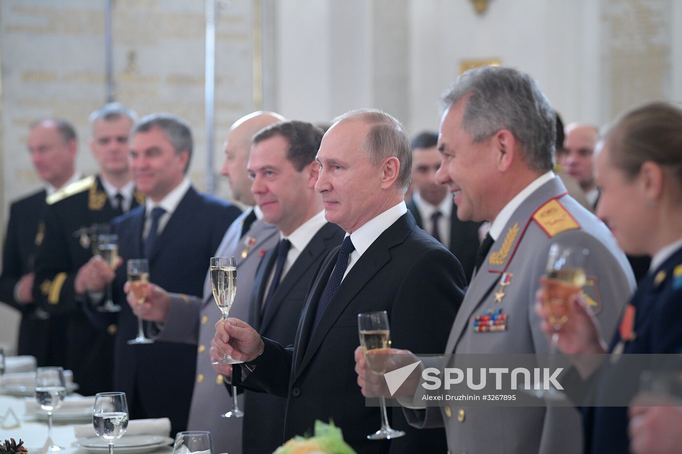 Russian President Vladimir Putin meets with service personnel who took part in counter-terrorism operation in Syria