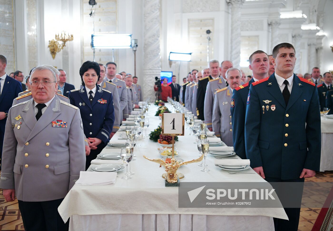 Russian President Vladimir Putin meets with service personnel who took part in counter-terrorism operation in Syria