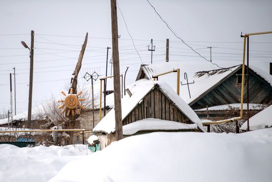 Zheltoye village