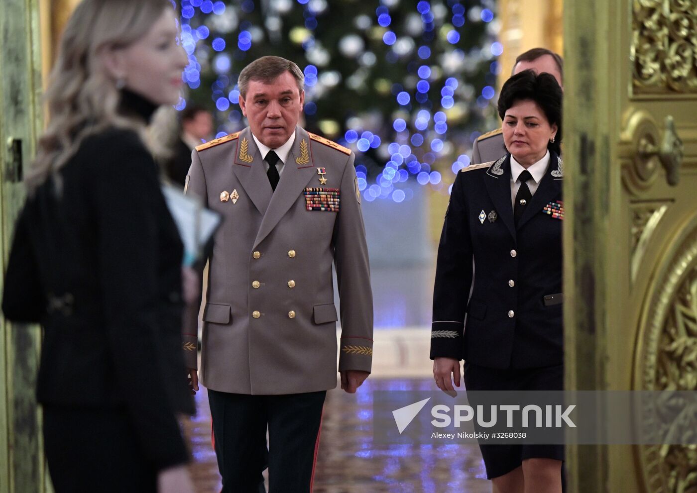 Russian President Vladimir Putin meets with service personnel who took part in counter-terrorism operation in Syria