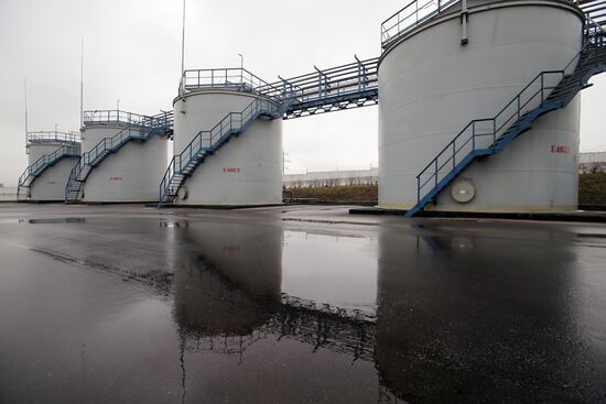 Liquid deicing agent company