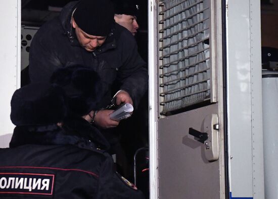 Choosing pre-trial restriction to former Director of Menshevik factory Ilya Averyanov
