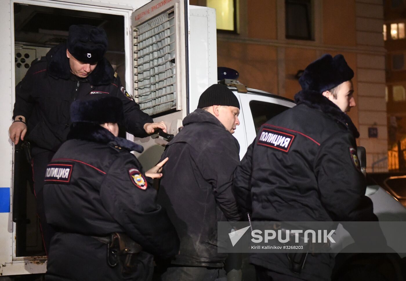 Choosing pre-trial restriction to former Director of Menshevik factory Ilya Averyanov