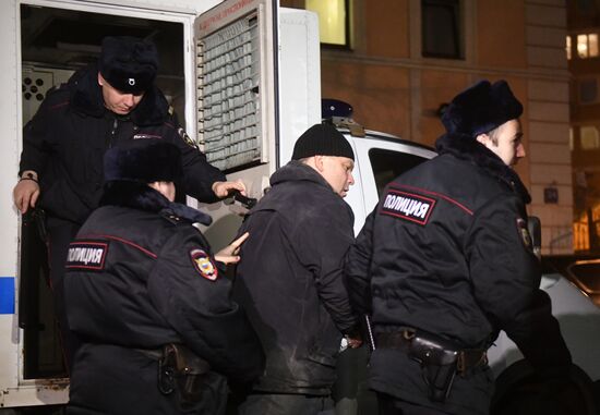 Choosing pre-trial restriction to former Director of Menshevik factory Ilya Averyanov