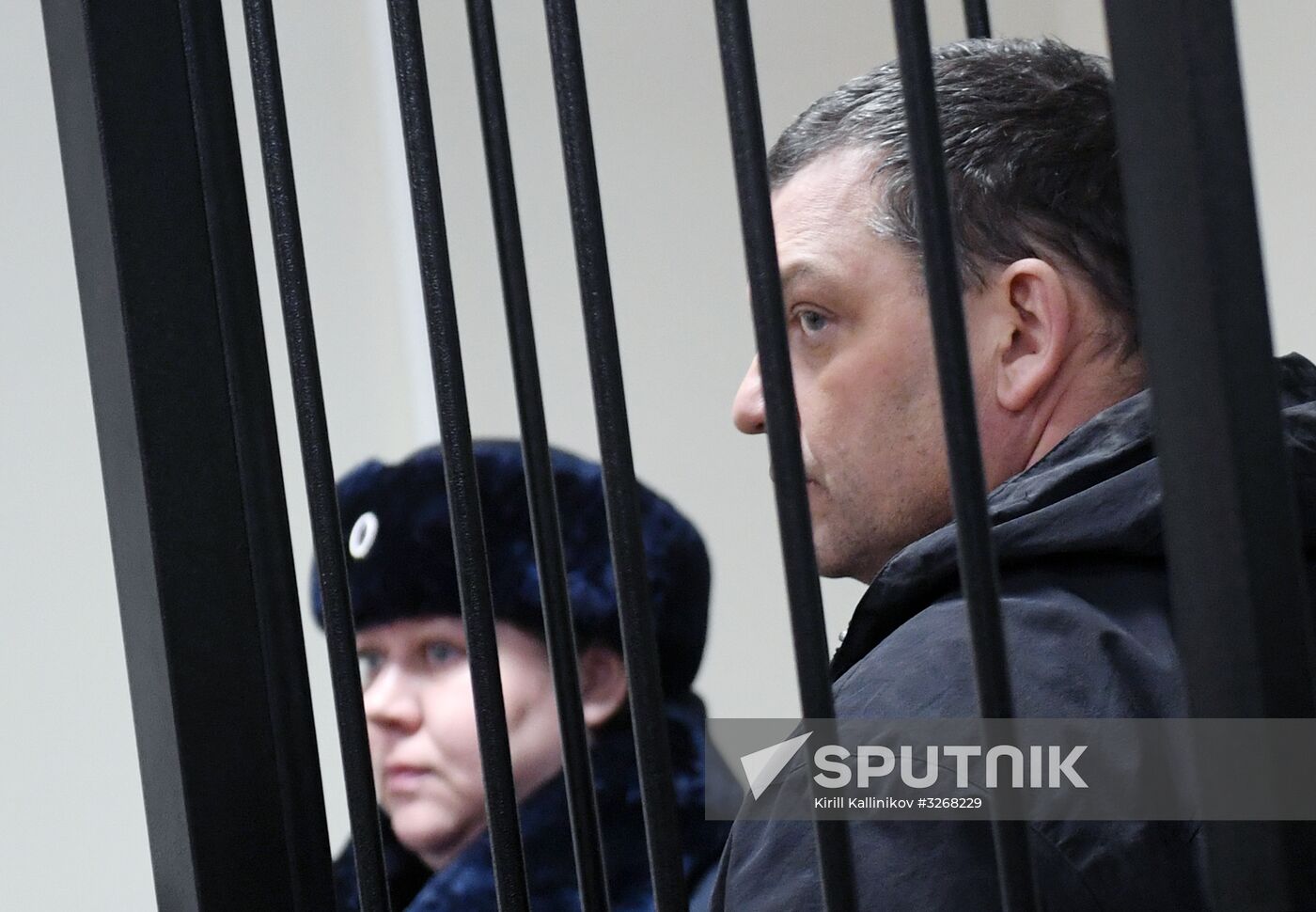 Choosing pre-trial restriction to former Director of Menshevik factory Ilya Averyanov