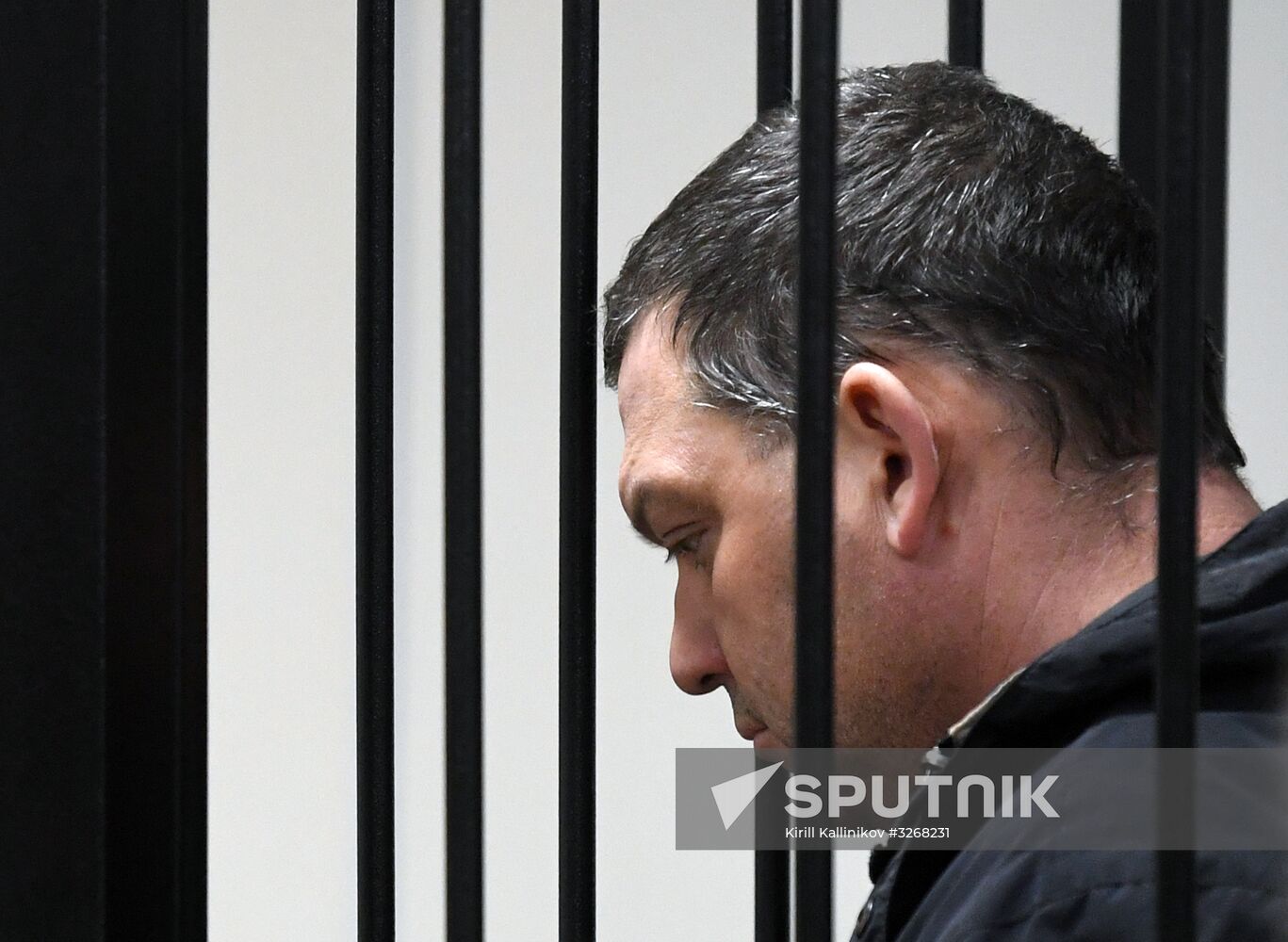 Choosing pre-trial restriction to former Director of Menshevik factory Ilya Averyanov