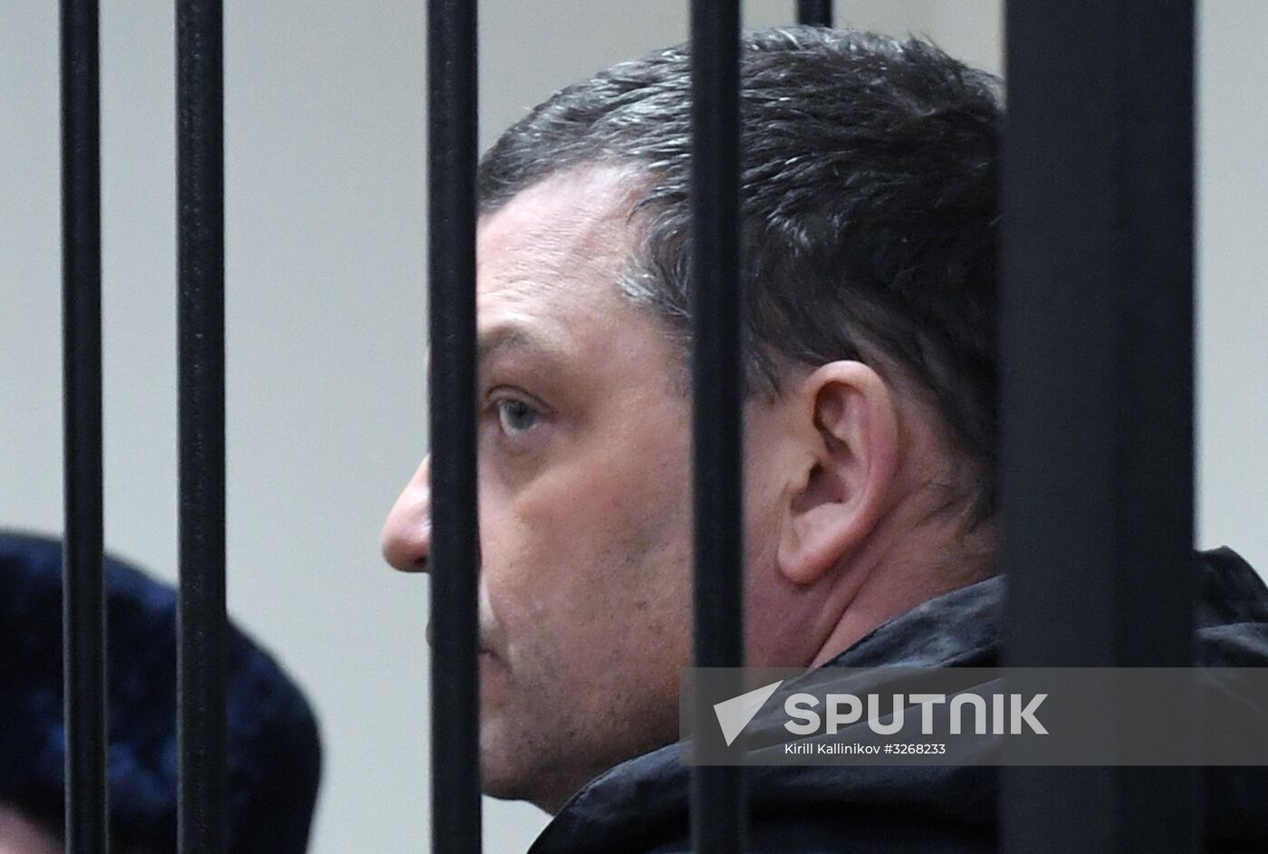 Choosing pre-trial restriction to former Director of Menshevik factory Ilya Averyanov
