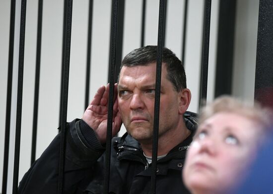 Choosing pre-trial restriction to former Director of Menshevik factory Ilya Averyanov