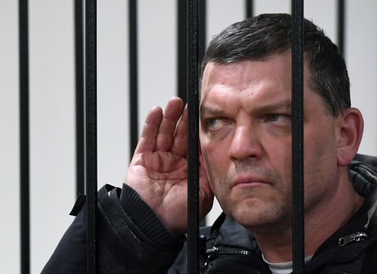 Choosing pre-trial restriction to former Director of Menshevik factory Ilya Averyanov