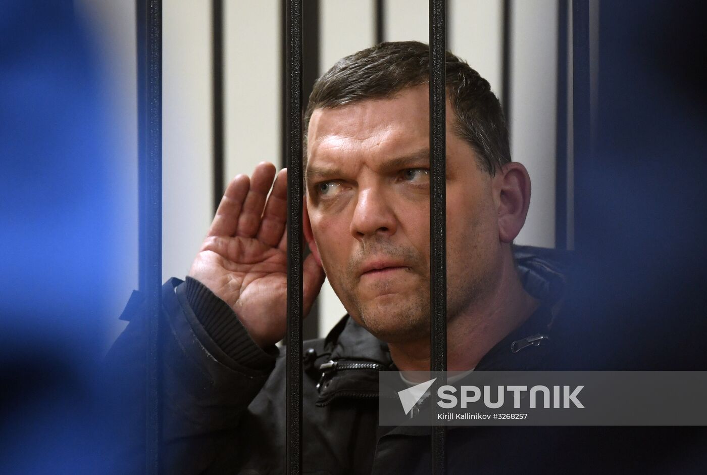 Choosing pre-trial restriction to former Director of Menshevik factory Ilya Averyanov