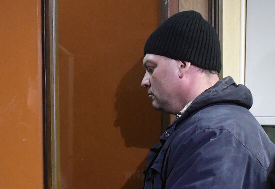 Choosing pre-trial restriction to former Director of Menshevik factory Ilya Averyanov