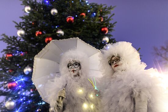 Parade of snow maidens