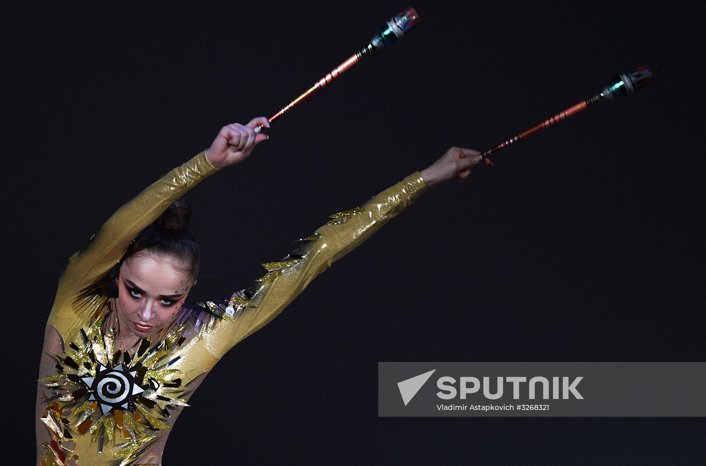 New Year show of Olympic champions 'For sport! City of future'