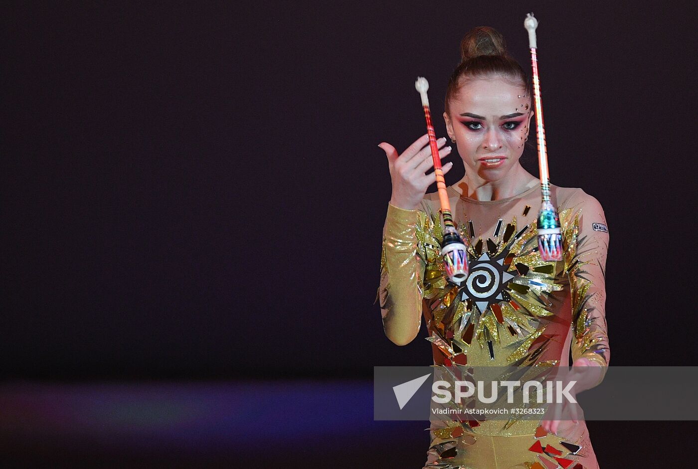 New Year show of Olympic champions 'For sport! City of future'
