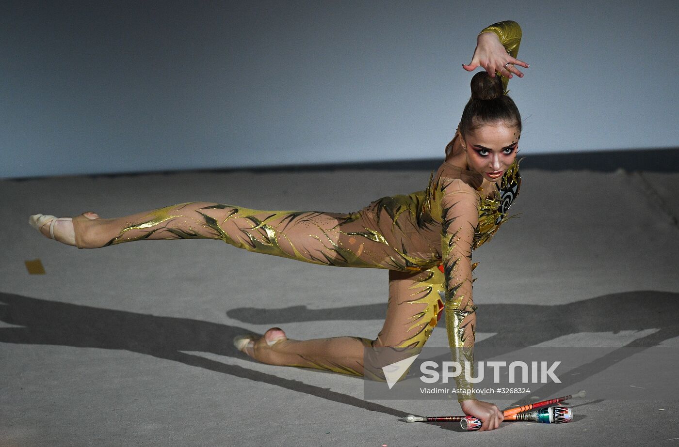 New Year show of Olympic champions 'For sport! City of future'