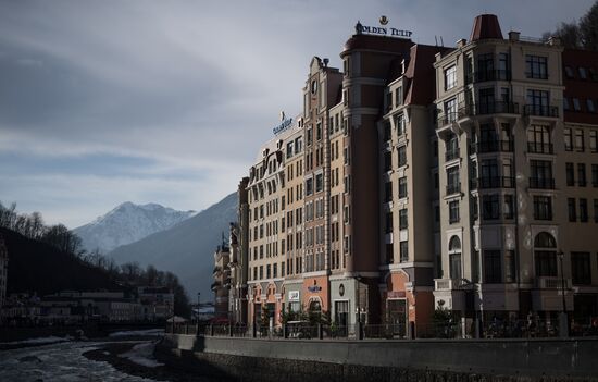 Year-round Rosa Khutor Alpine Resort in Krasnaya Polyana