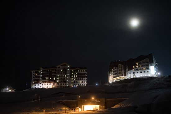 Year-round Rosa Khutor Alpine Resort in Krasnaya Polyana