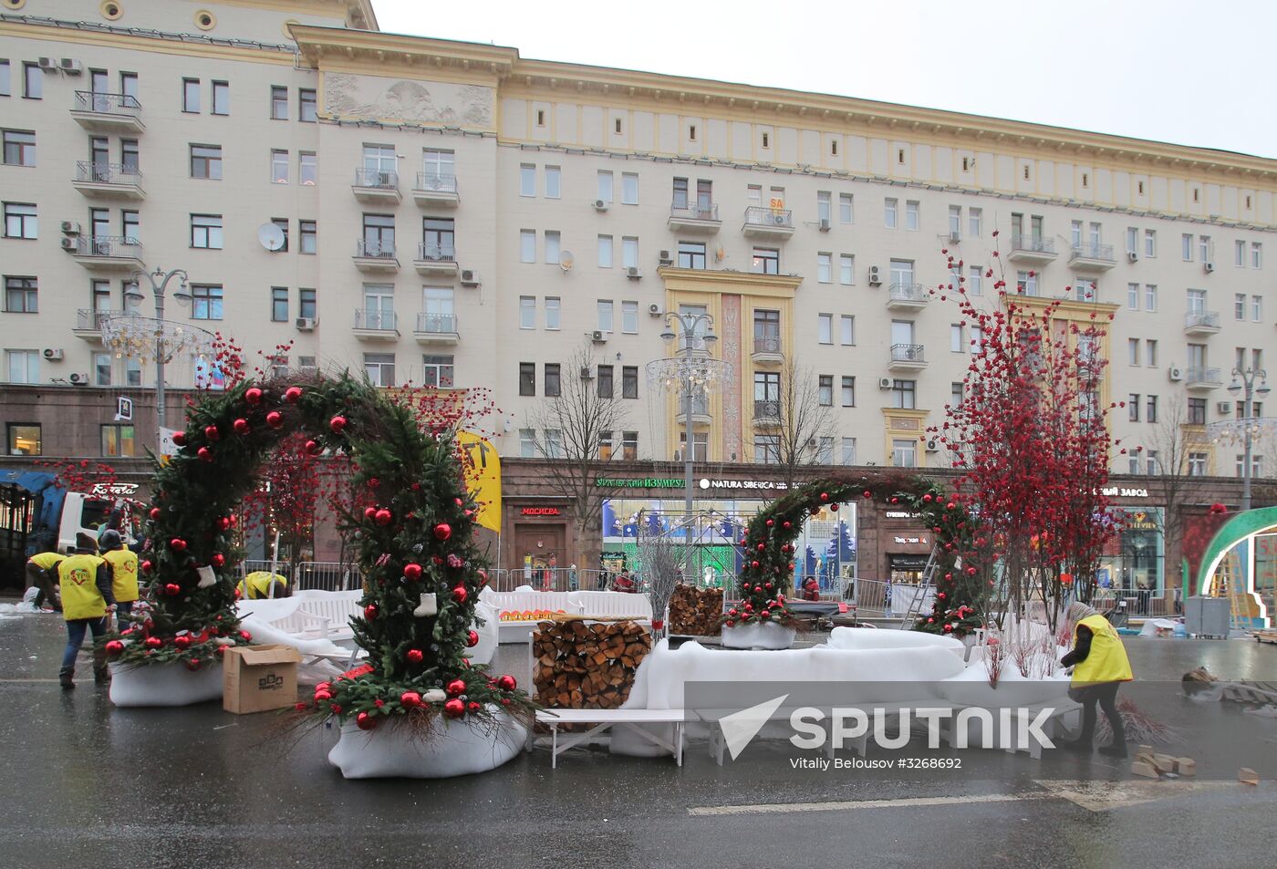 Abnormally warm weather in Moscow