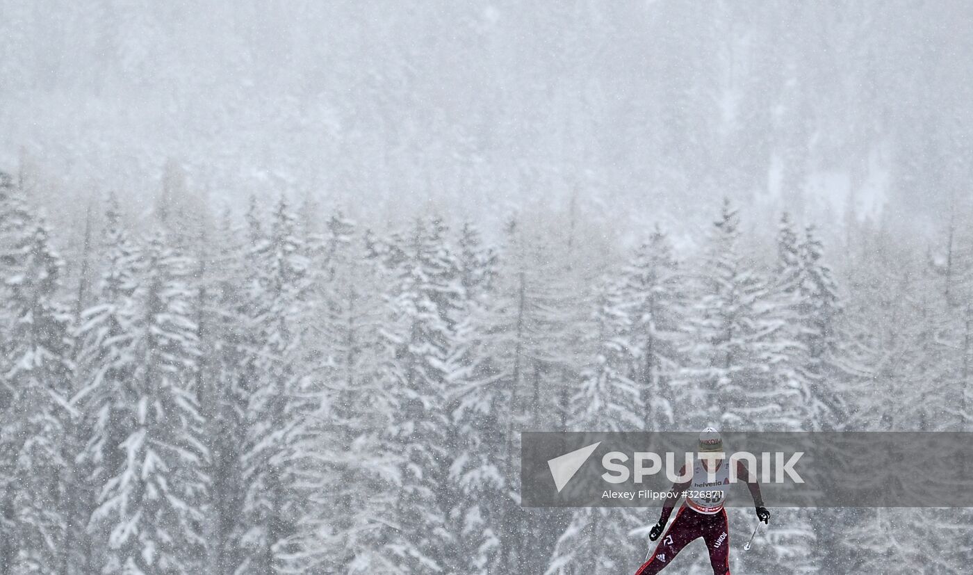 Skiing. Tour de Ski. Women's sprint