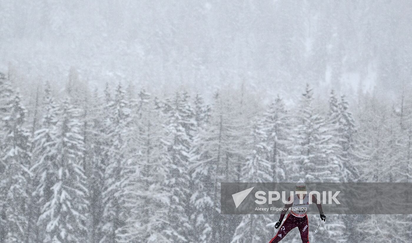 Skiing. Tour de Ski. Women's sprint