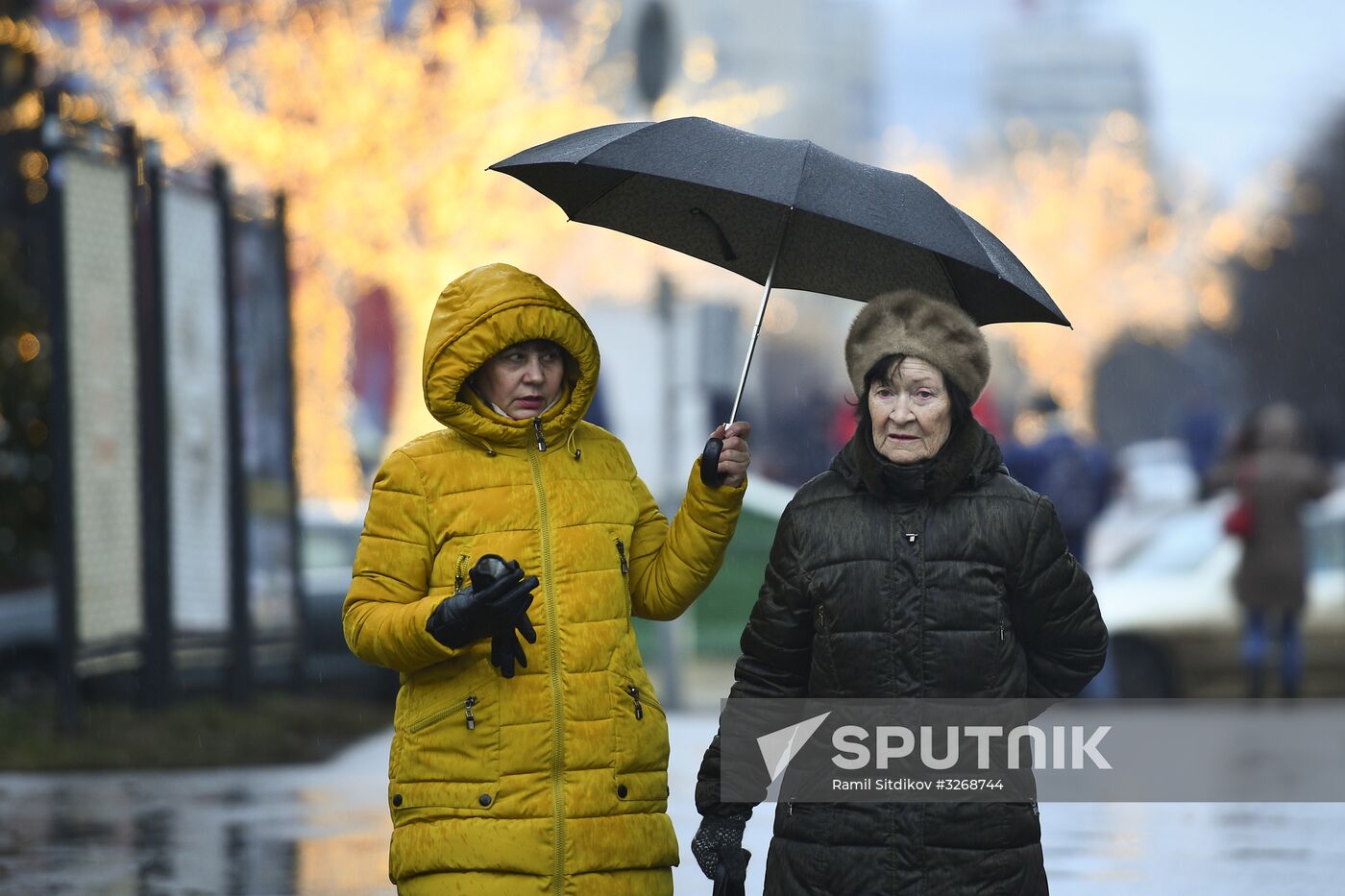 Abnormally warm weather in Moscow