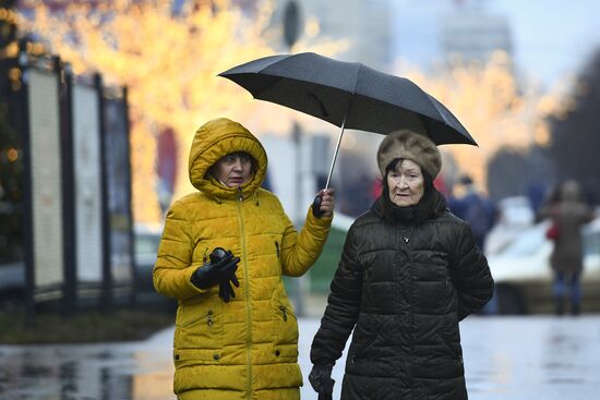 Abnormally warm weather in Moscow