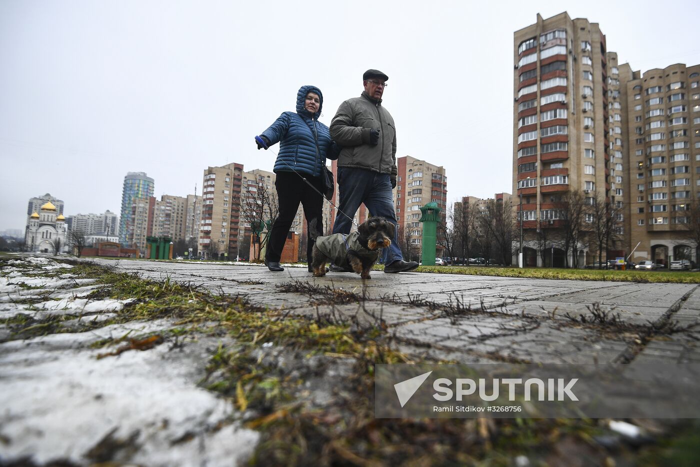 Abnormally warm weather in Moscow