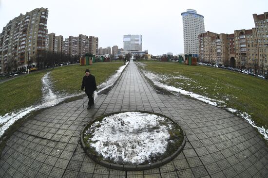 Abnormally warm weather in Moscow