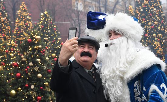 Journey to Christmas festival