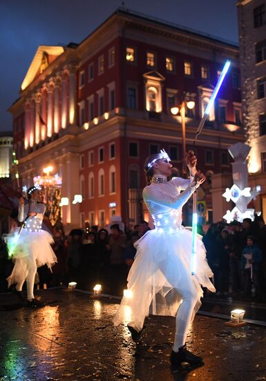 Journey to Christmas festival