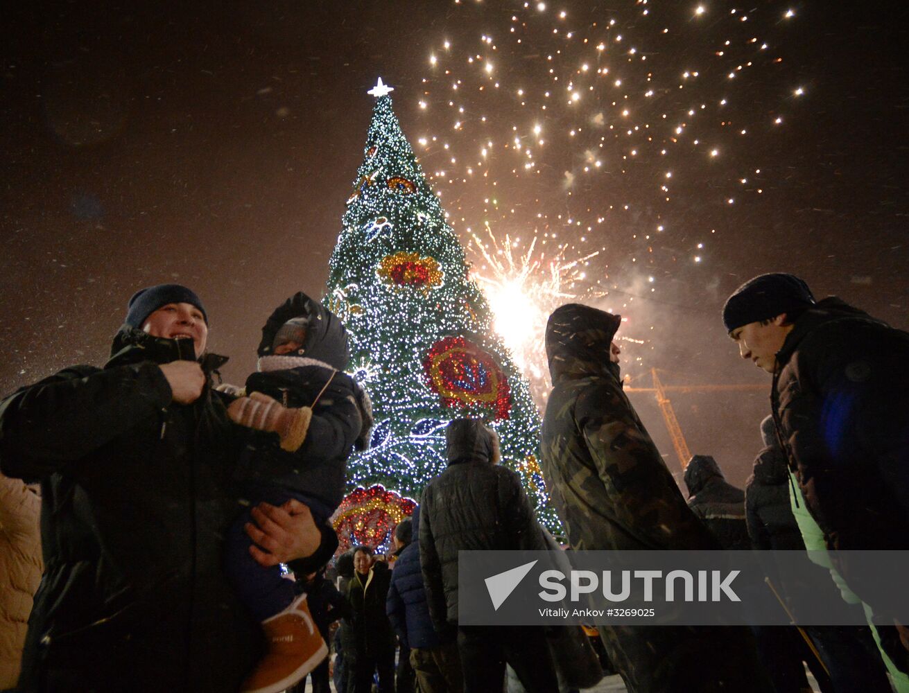 New Year salute in Russian regions