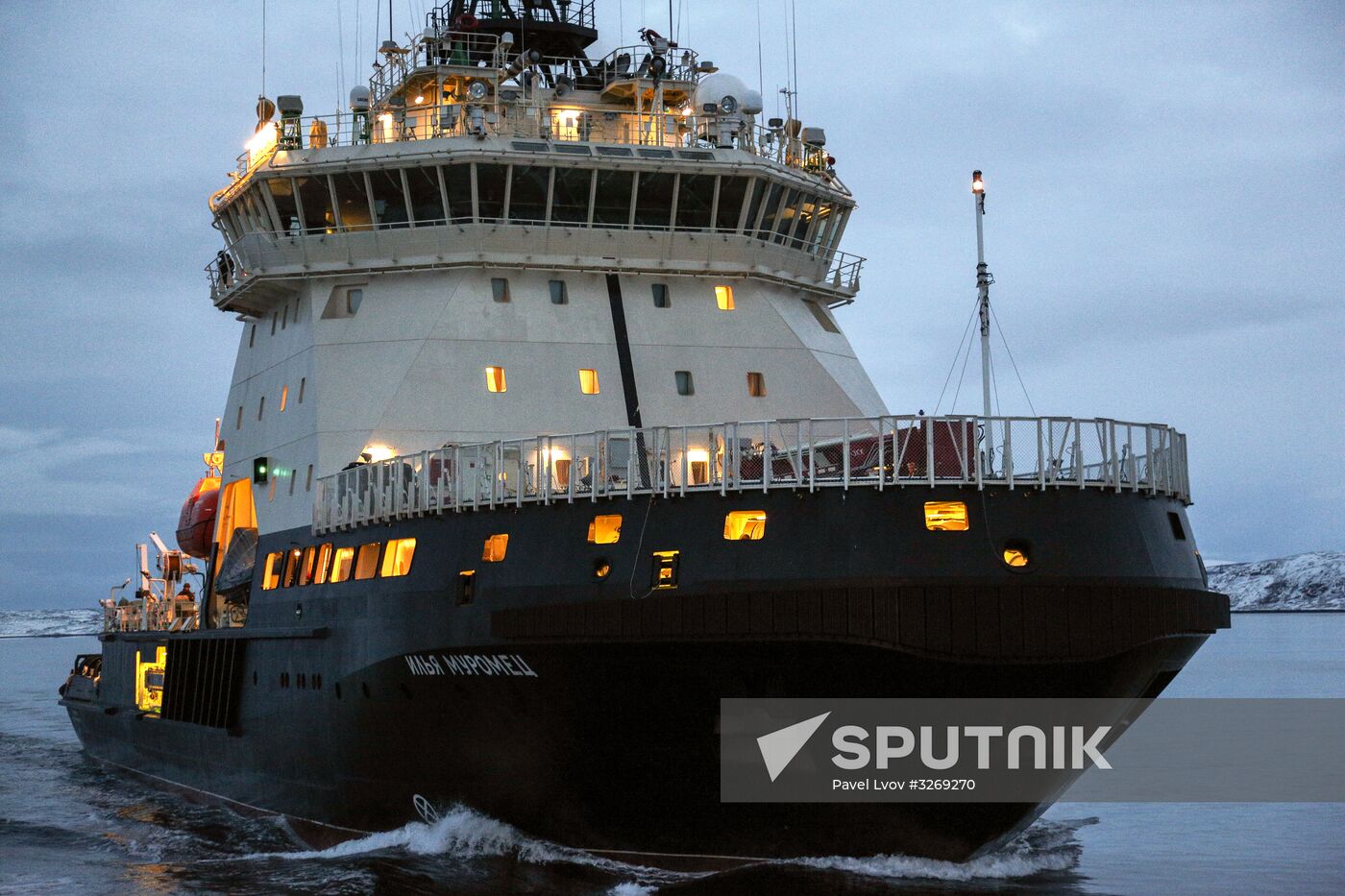 Ilya Muromets diesel electric icebreaker arrives at Northern Fleet base