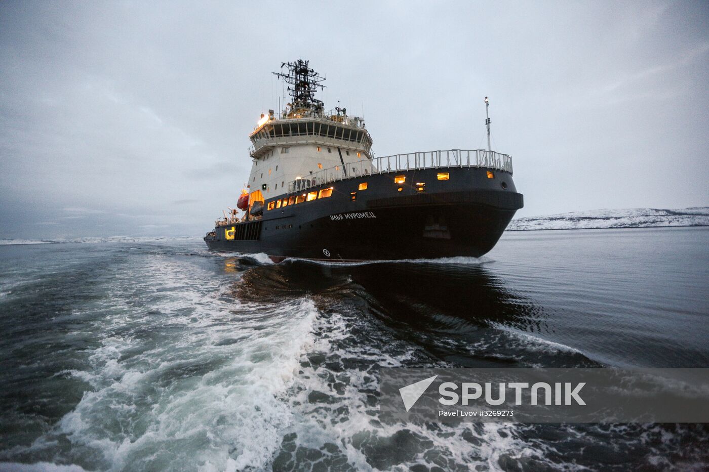 Ilya Muromets diesel electric icebreaker arrives at Northern Fleet base