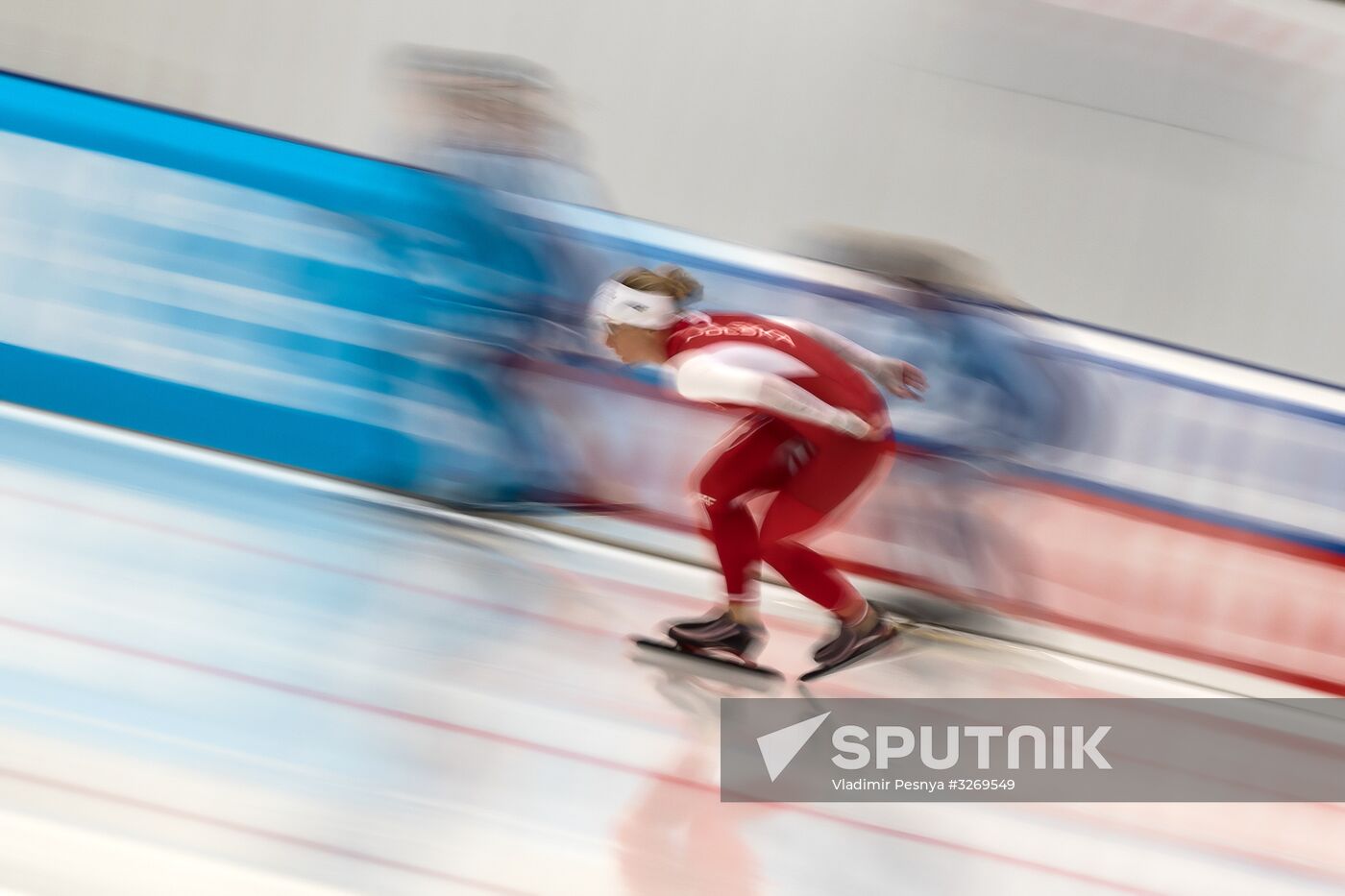 Speed skating. European Single Distance Championships. Training sessions