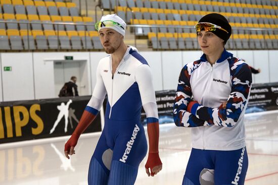 Speed skating. European Single Distance Championships. Training sessions