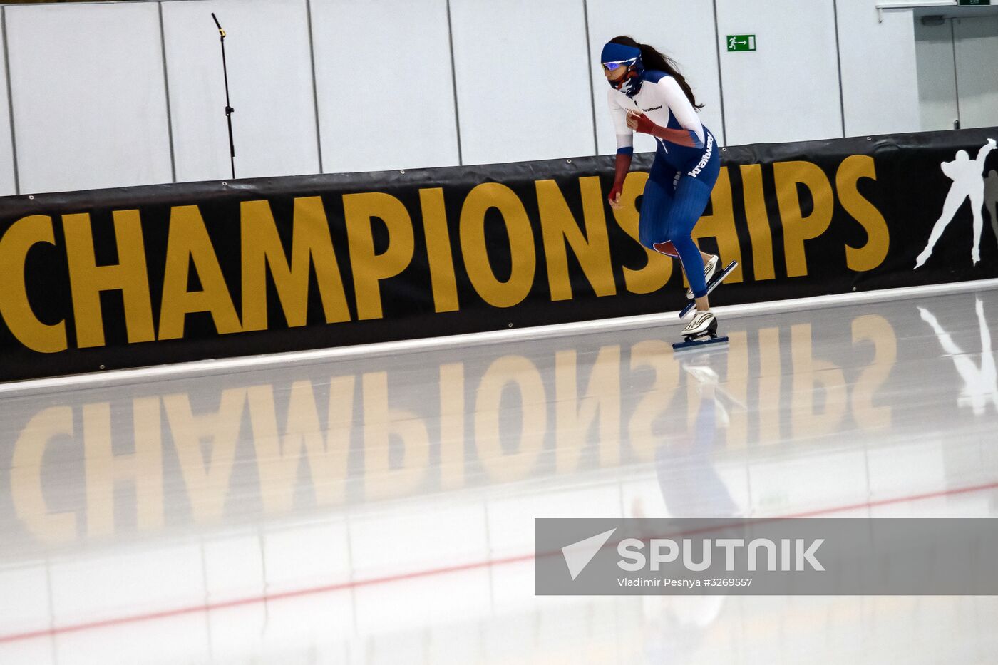Speed skating. European Single Distance Championships. Training sessions