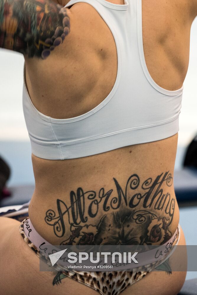 Speed skating. European Single Distance Championships. Training sessions