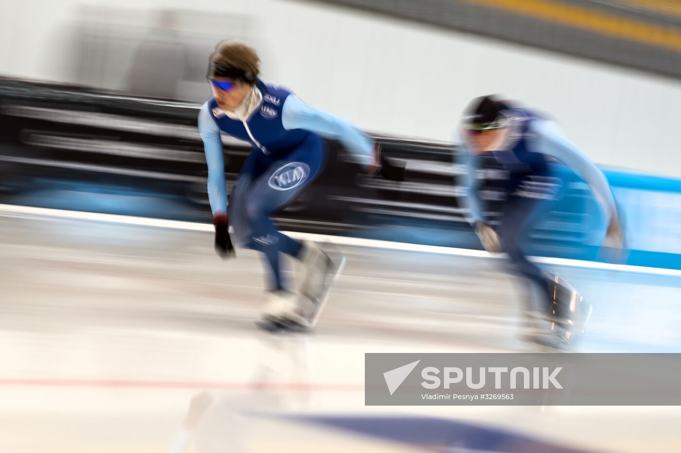 Speed skating. European Single Distance Championships. Training sessions