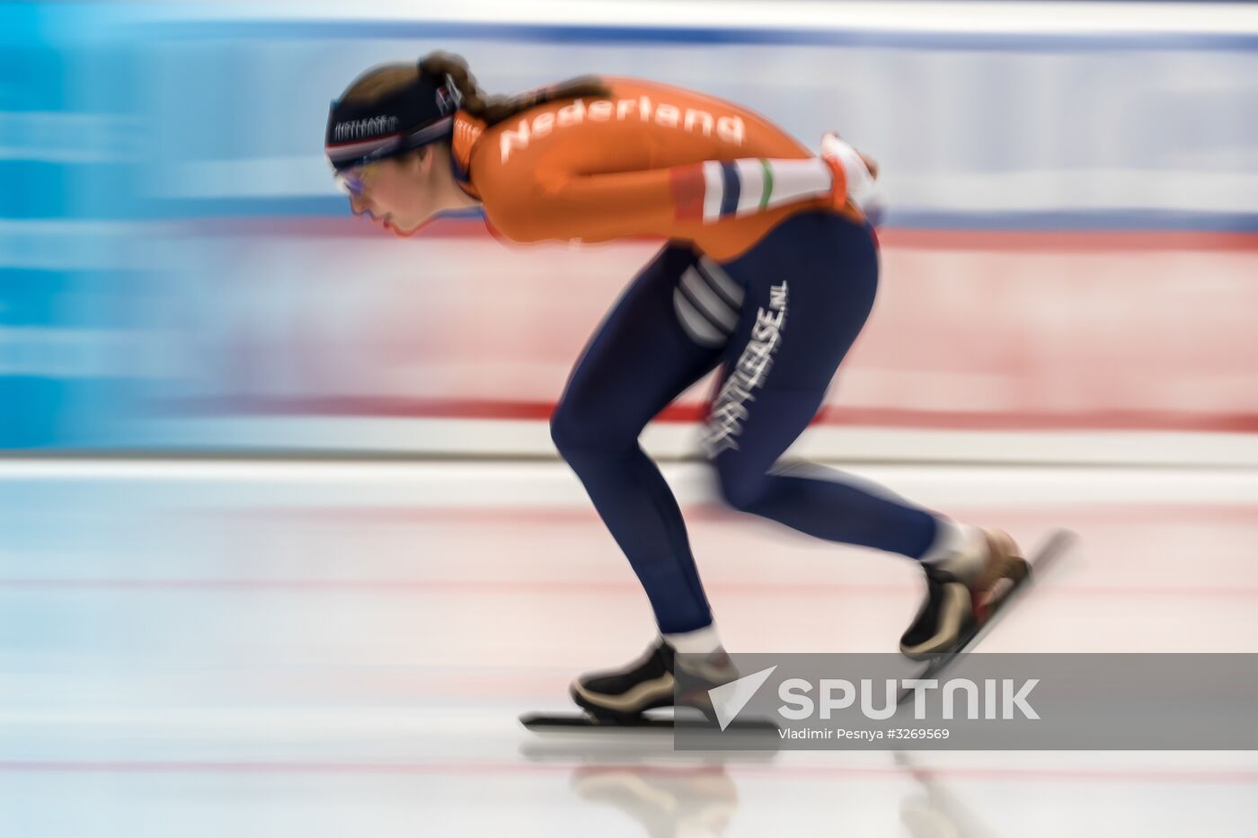 Speed skating. European Single Distance Championships. Training sessions