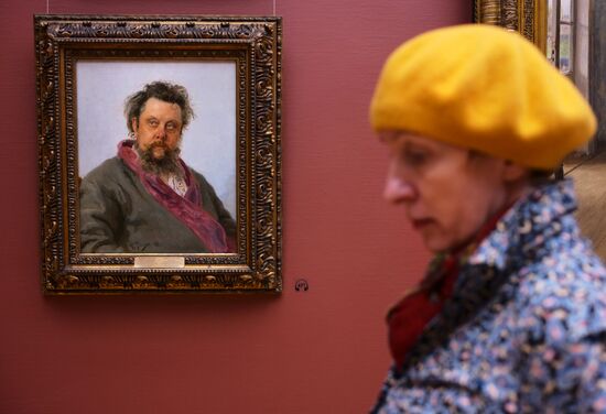 Tretyakov Gallery during New Year holidays