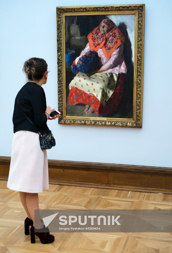 Tretyakov Gallery during New Year holidays