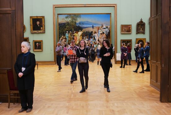 Tretyakov Gallery during New Year holidays