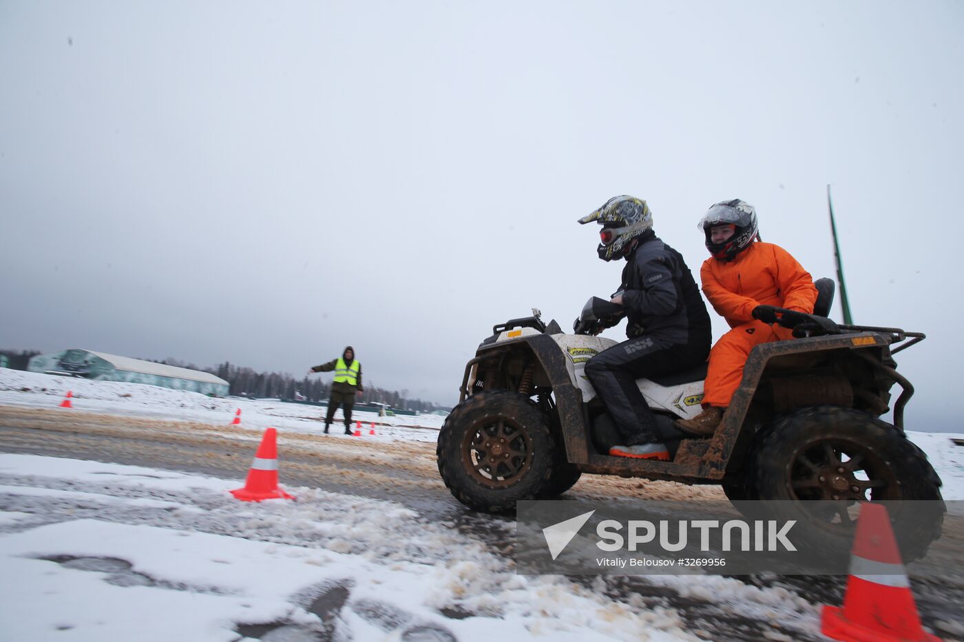 Motor biathlon competition in Patriot Park