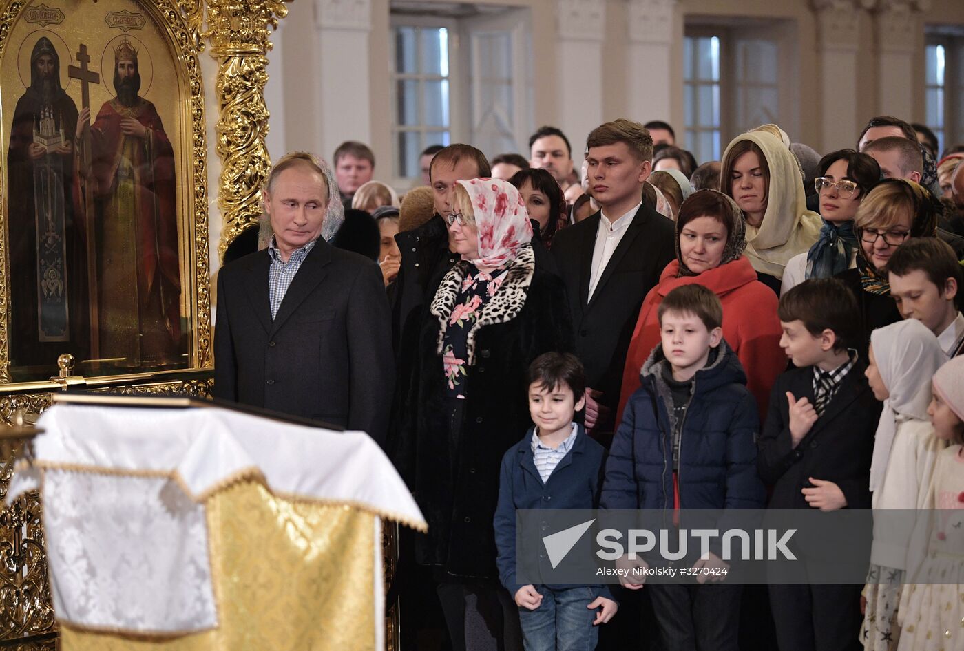 President Putin attends Christmas service